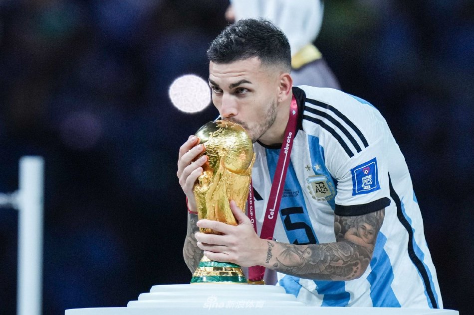 到本泽马 到本泽马