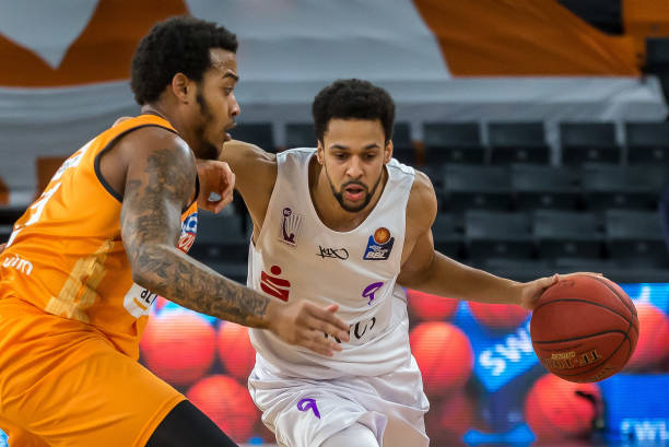 勒沃库森的 勒沃库森的